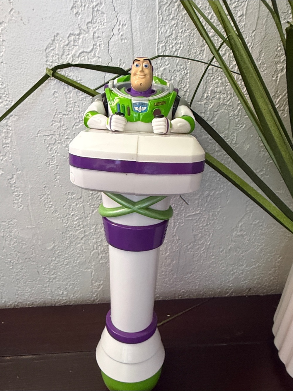 Disney Parks Buzz Lightyear Toy Story light-up and talking bubble wand